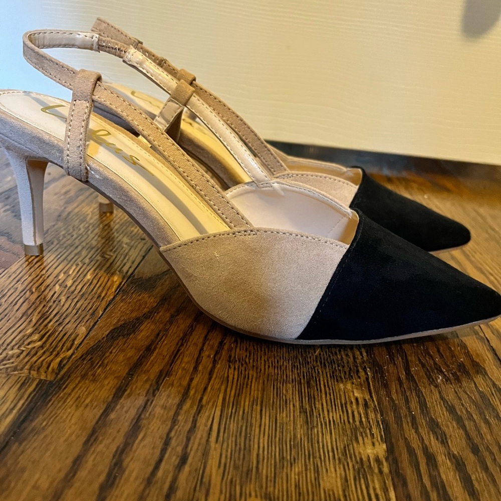 Lulus Black and Beige Pointed-Toe Slingback Pumps Size 7
